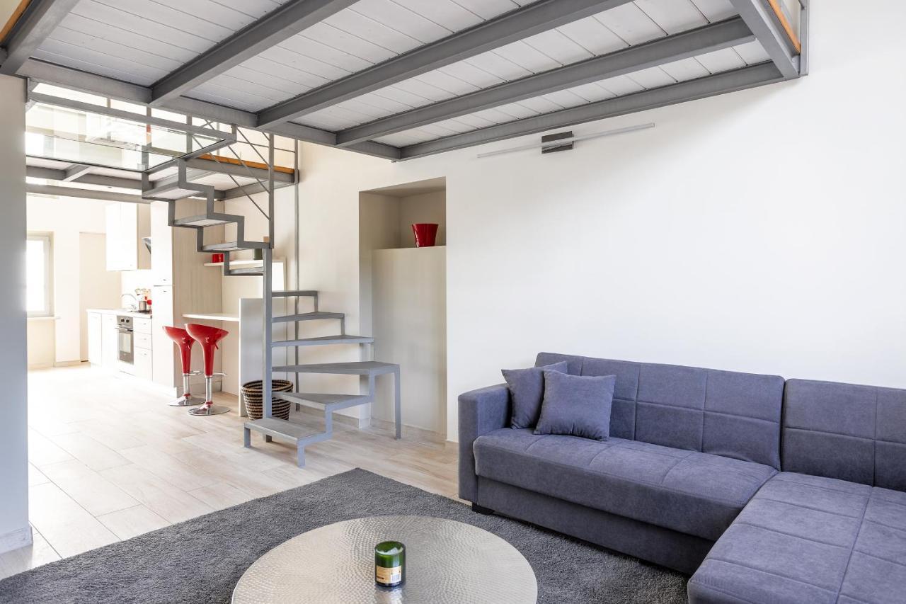 Apartamento Navigli-Duomo Exclusive Design Loft Su Due Piani Con Wifi Milán Exterior foto