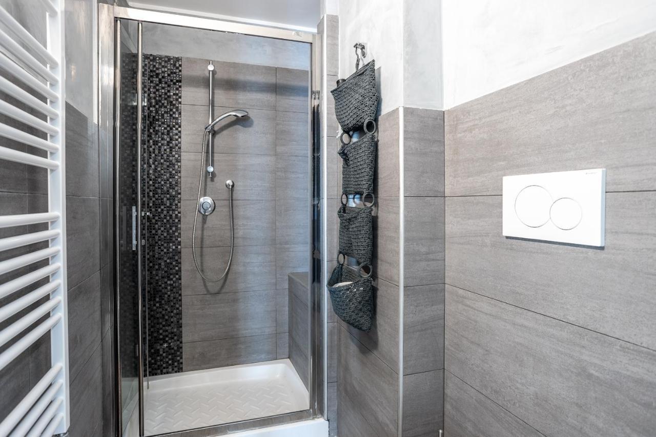 Apartamento Navigli-Duomo Exclusive Design Loft Su Due Piani Con Wifi Milán Exterior foto