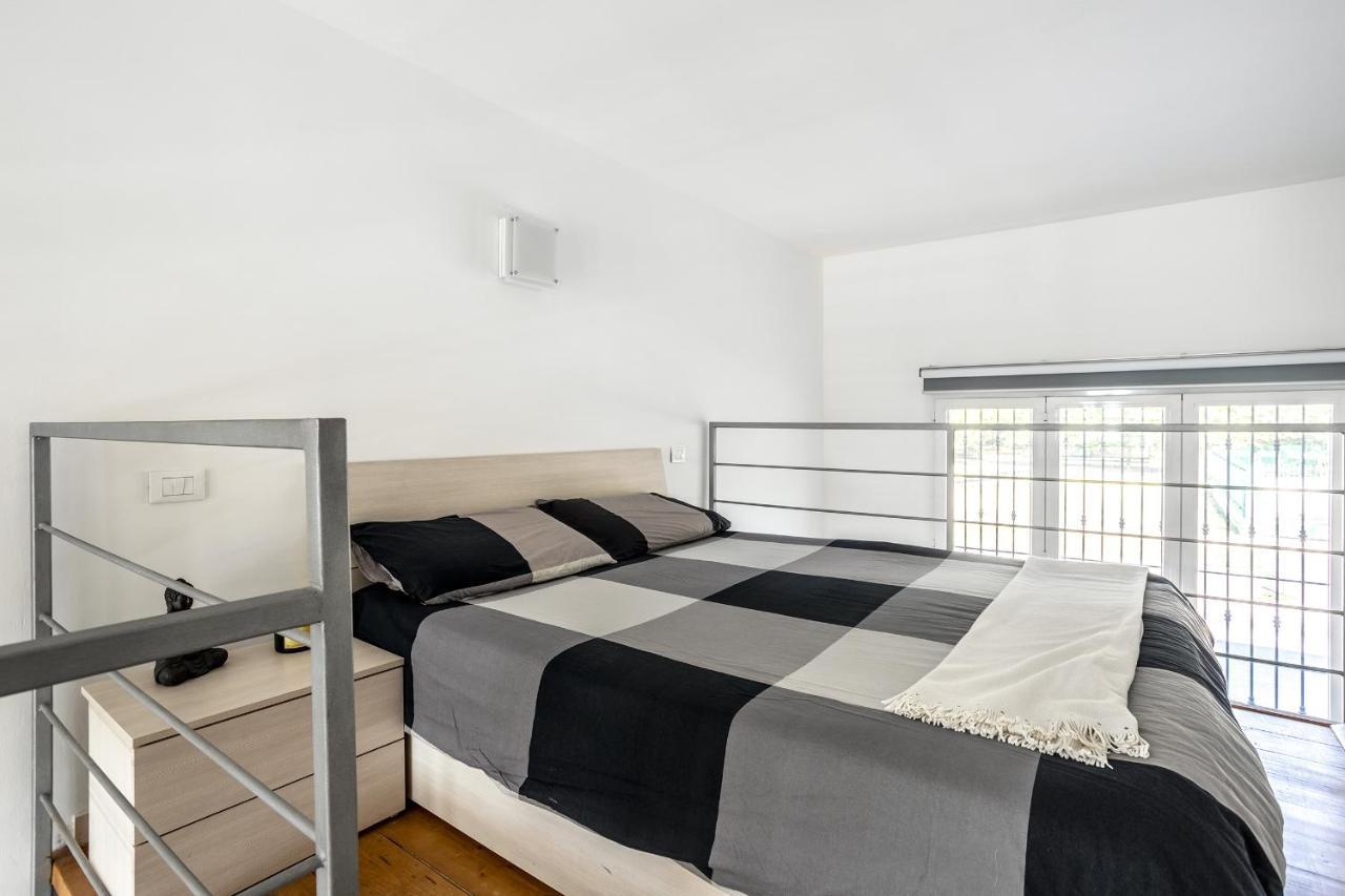 Apartamento Navigli-Duomo Exclusive Design Loft Su Due Piani Con Wifi Milán Exterior foto